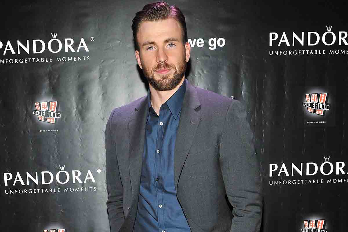 I fan sono impazziti per i tatuaggi sul petto di Chris Evans