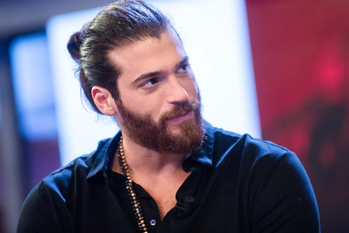 Can Yaman ha cancellato il suo account Instagram, ecco perché