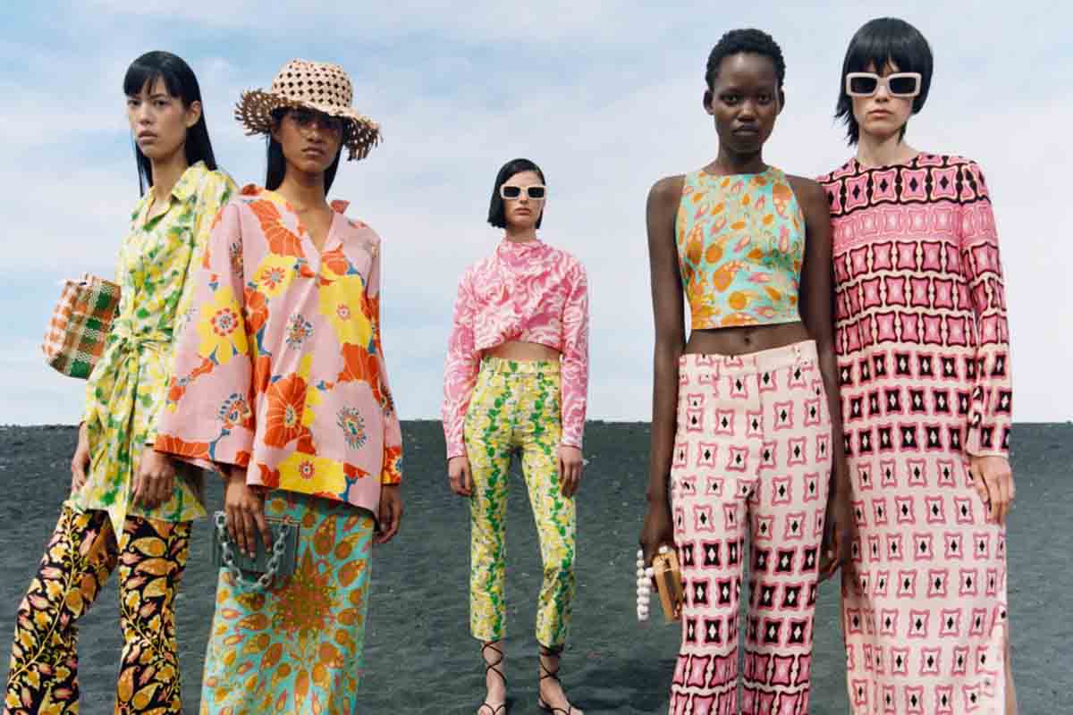 Look anni 70 come ricrearlo con i capi di Zara Pourfemme