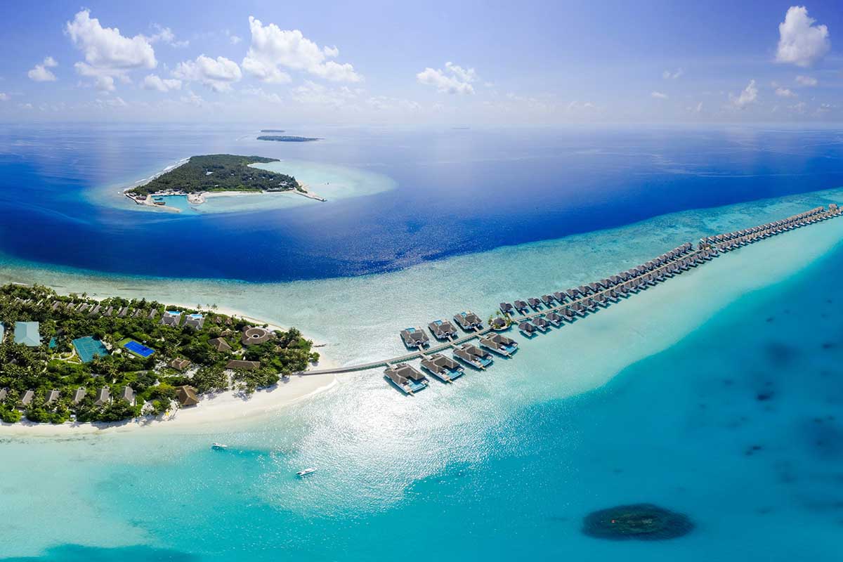 Le Maldive vogliono vaccinare tutti, turisti compresi