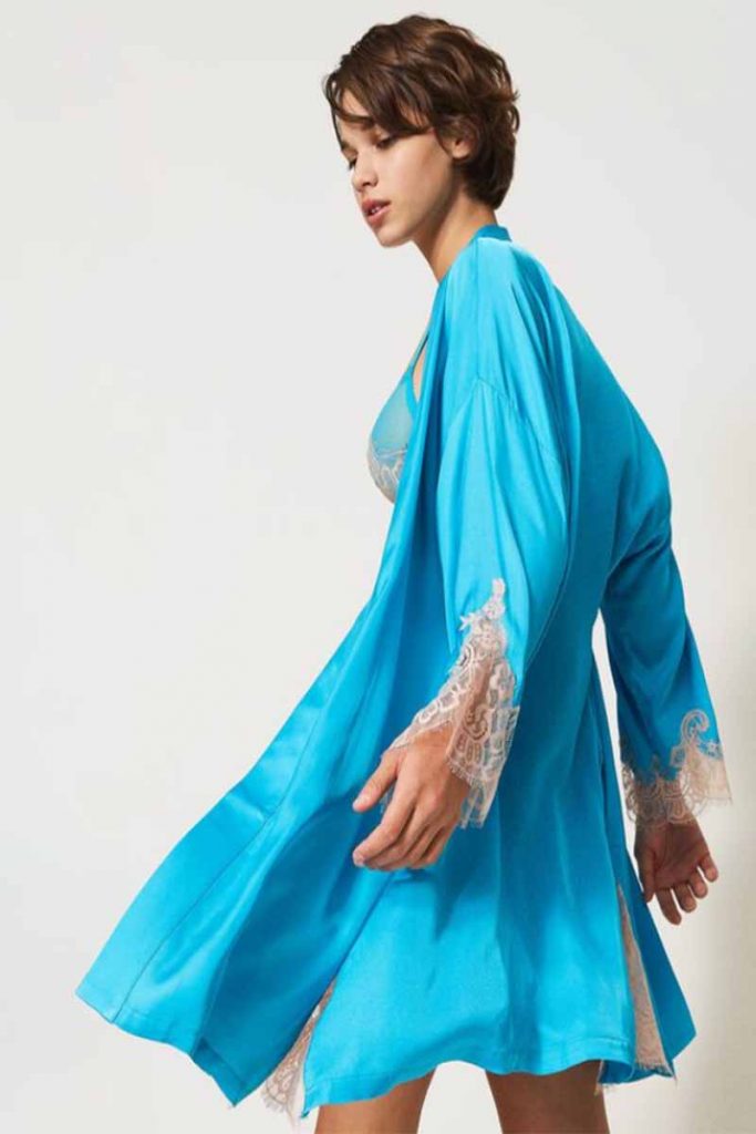 vestaglia azzura con pizzo Twinset