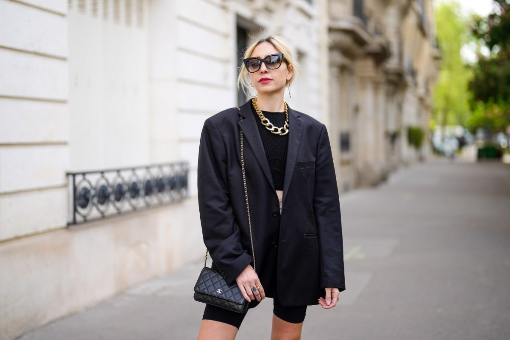 5 capi essenziali (ma low cost) per essere chic quest'estate