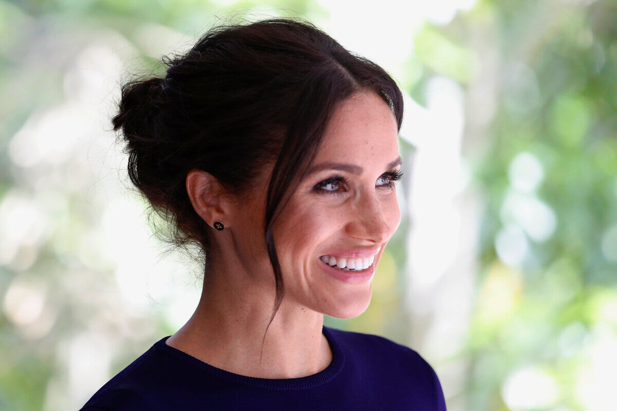 Scacco matto alla regina: Meghan si prende la sua rivincita (ma solo su Google)