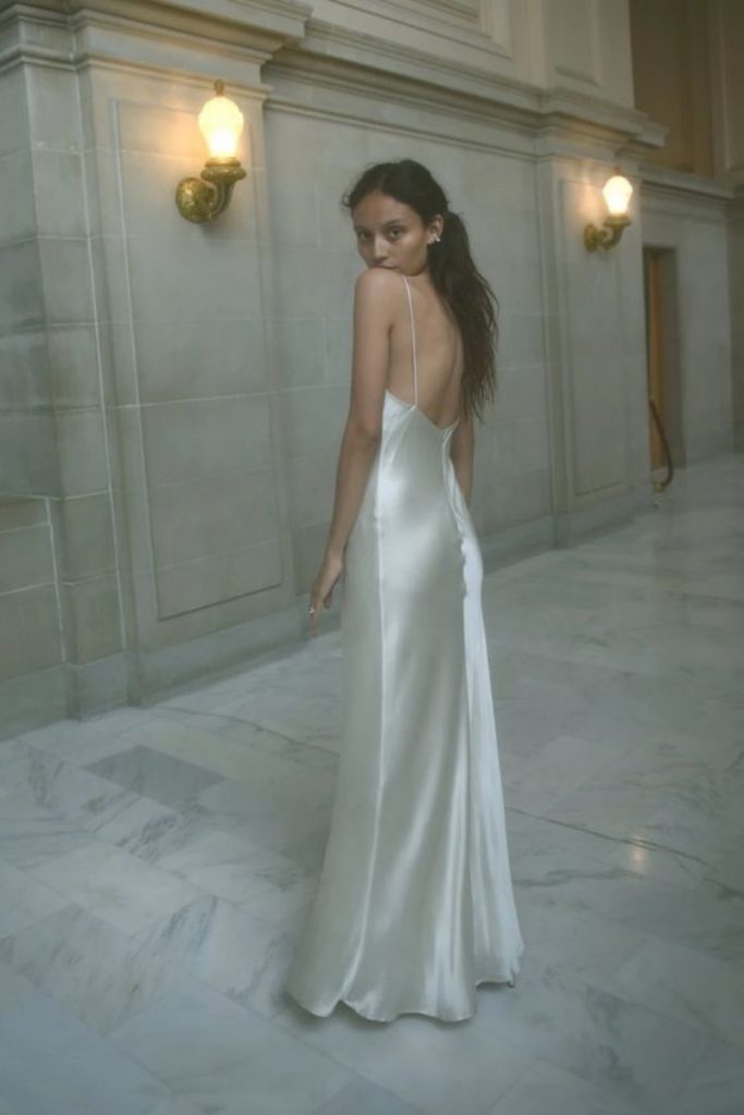 abito da sposa modello slipdress Abito da sposa modello slipdress