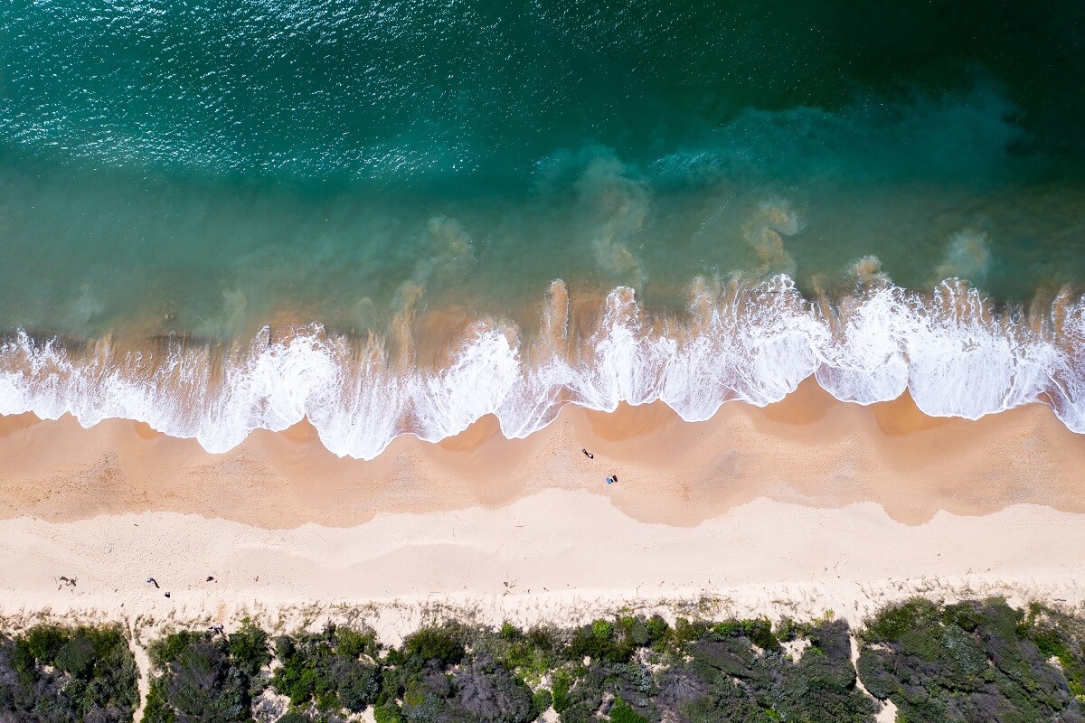 Giornata Mondiale degli Oceani: i brand e le iniziative beauty che rispettano l’ecosistema marino