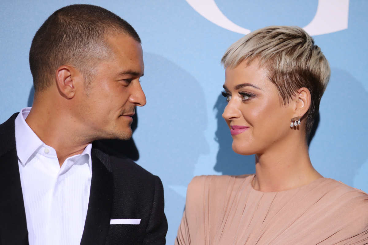 Orlando Bloom e Katy Perry innamorati a Venezia con la figlia e un ospite a sorpresa
