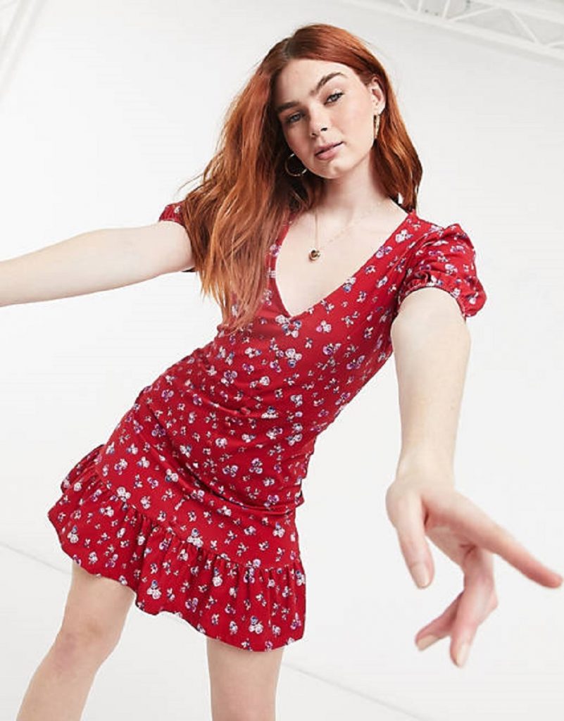 Chiara Ferragni: il mini dress a fiorellini indossato a Cannes è l'ispirazione dell'estate