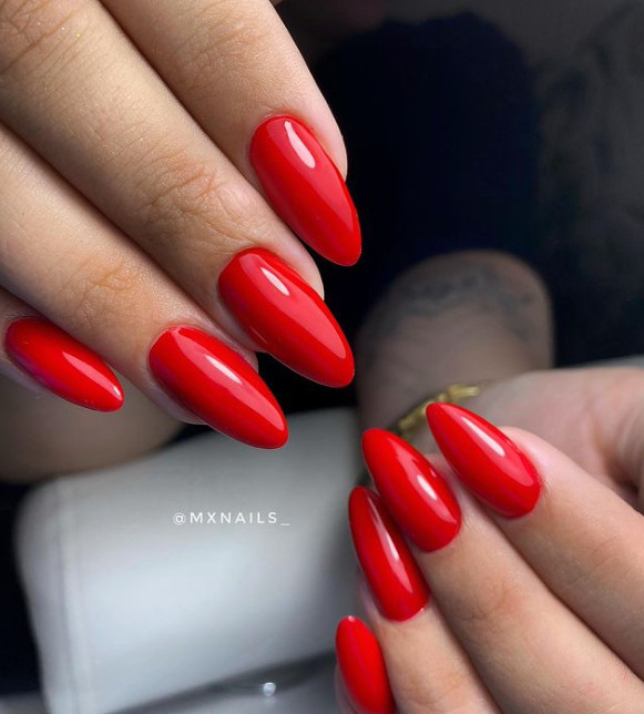 unghie rosse