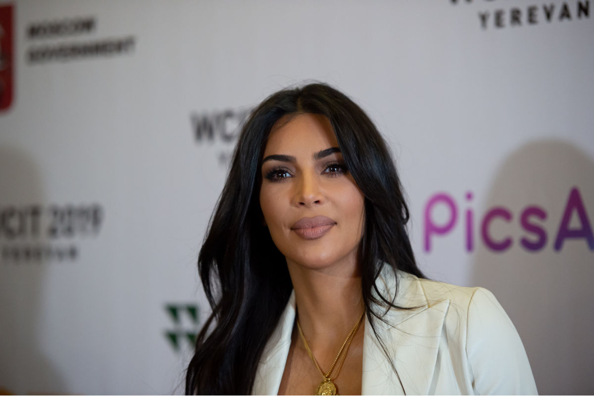 Fendi e Kim Kardashian re e regina dello sporty chic, ecco perché