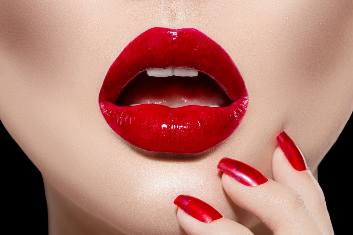 Labbra con rossetto rosso