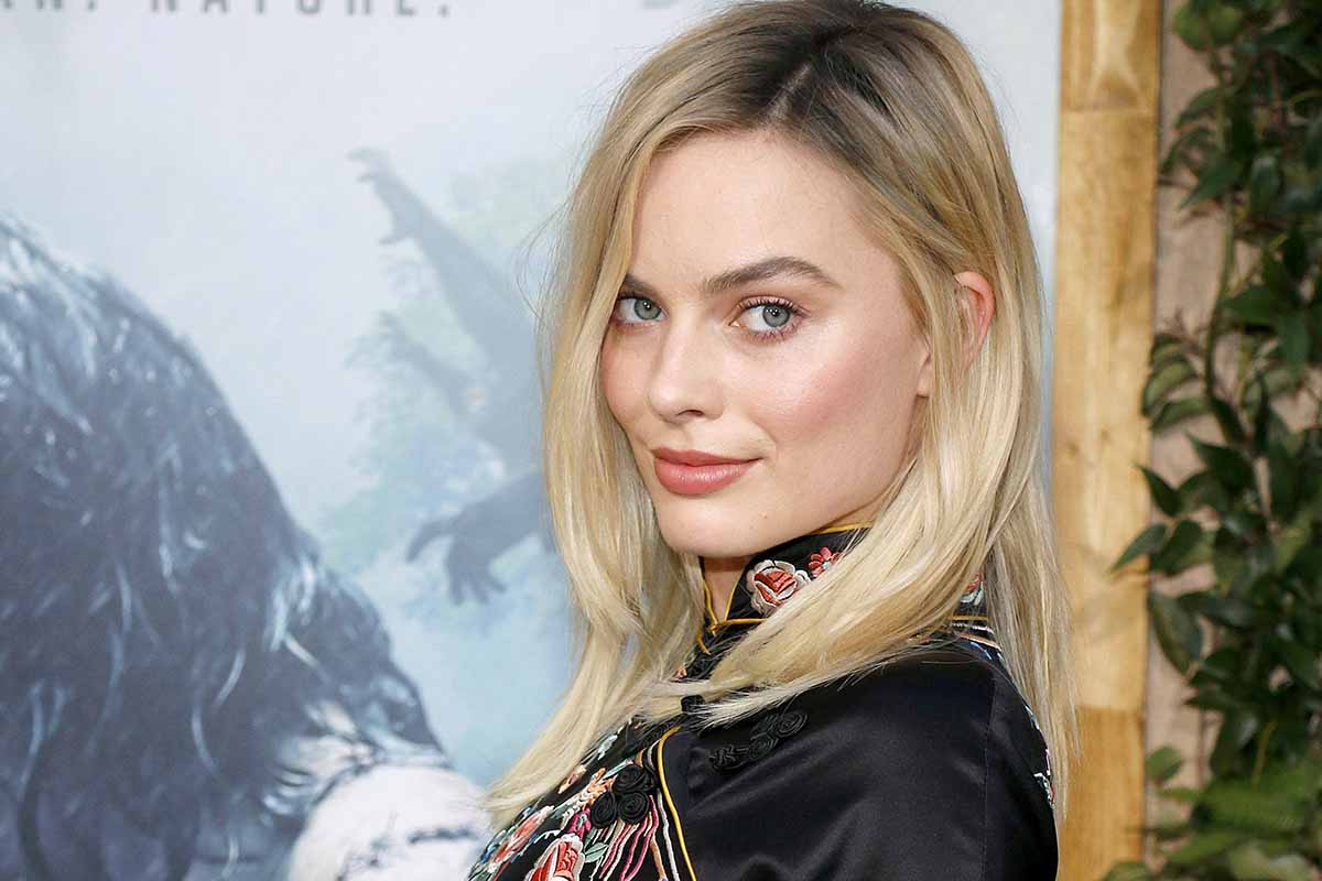 Il 2022 è l’anno del clavicut. Grazie a Margot Robbie…