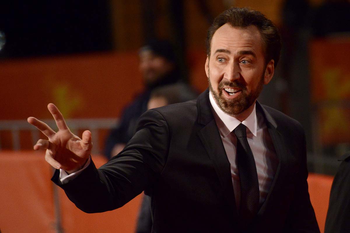 Nicolas Cage papà tris: dolce attesa con la moglie Riko Shibata