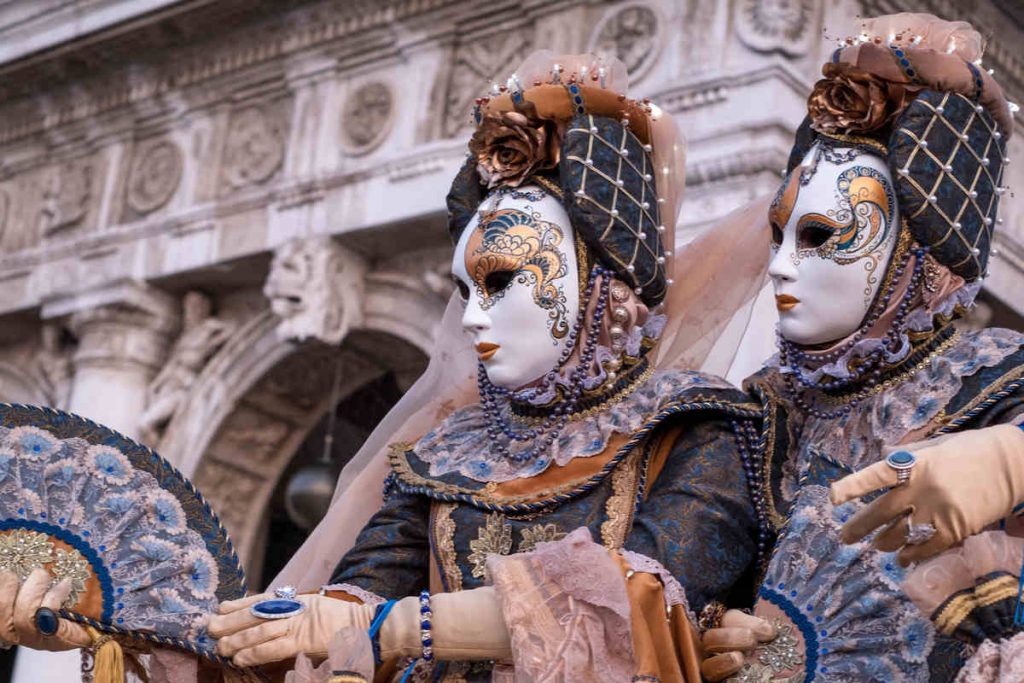 festeggiare carnevale