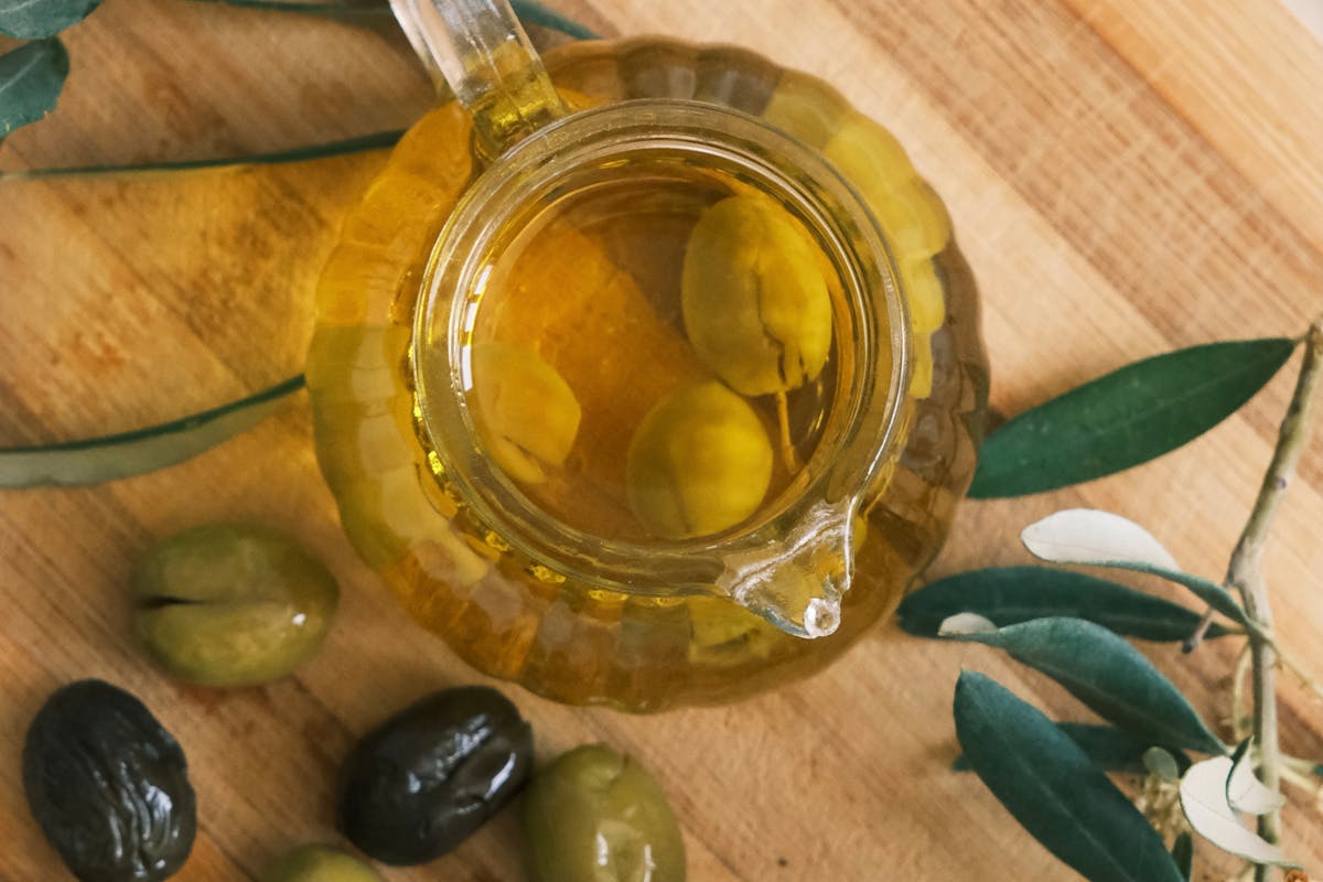 boccetta con olio di oliva
