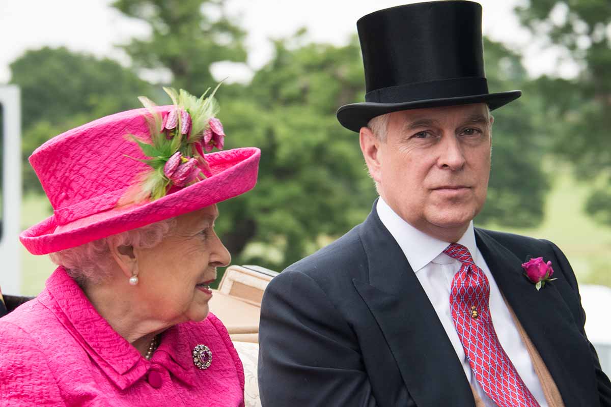 Il principe Andrea a processo per molestie: nuovo terremoto in Casa Windsor