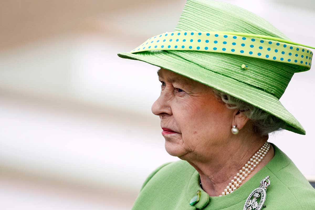 La regina Elisabetta sempre più sola, nuovo lutto per The Queen