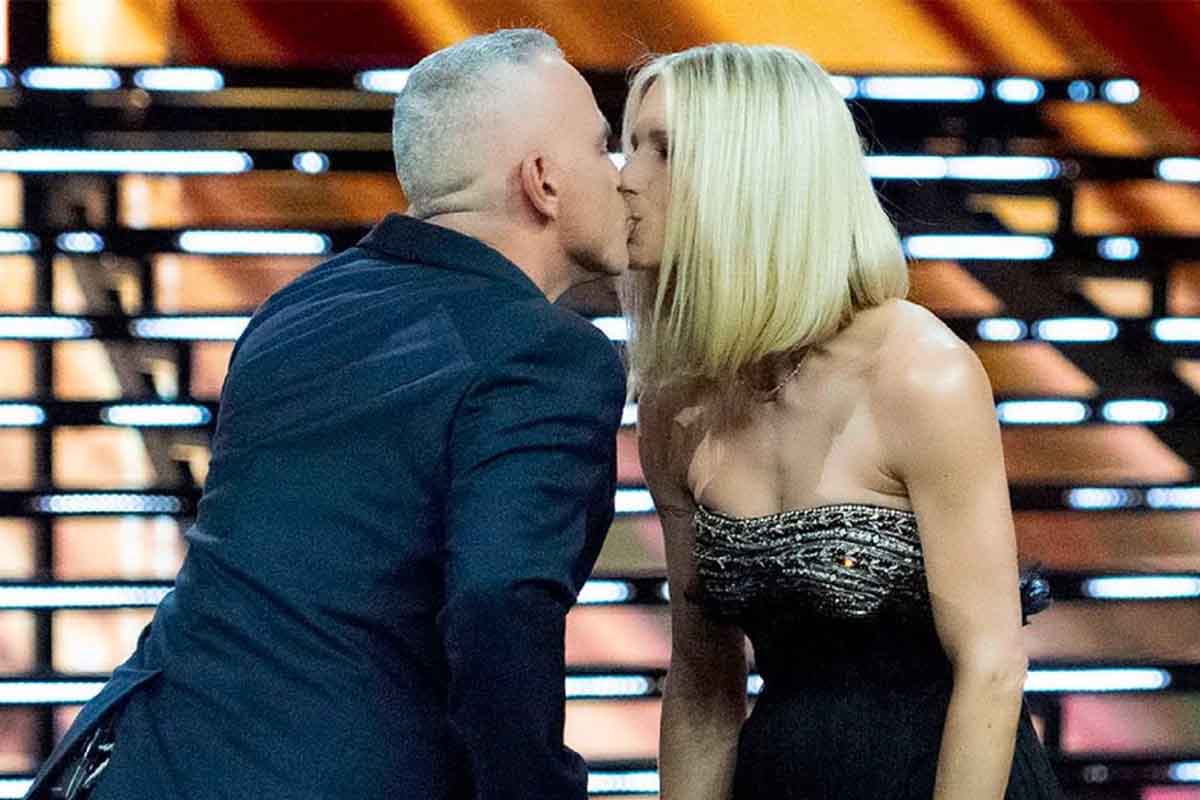Michelle e Eros, che storia bellissima! Tutti pazzi per il bacio in diretta