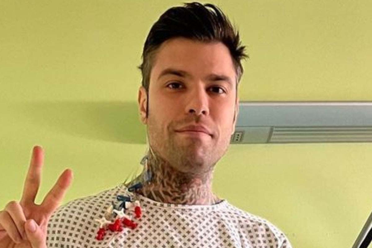 Fedez rivela la malattia: “Ho un raro tumore”