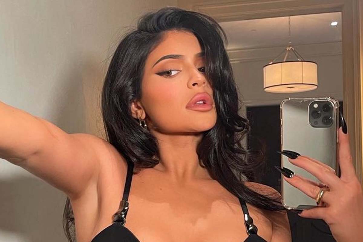 Kylie Jenner e Travis Scott cambiano idea: il nome del figlio non è più Wolf