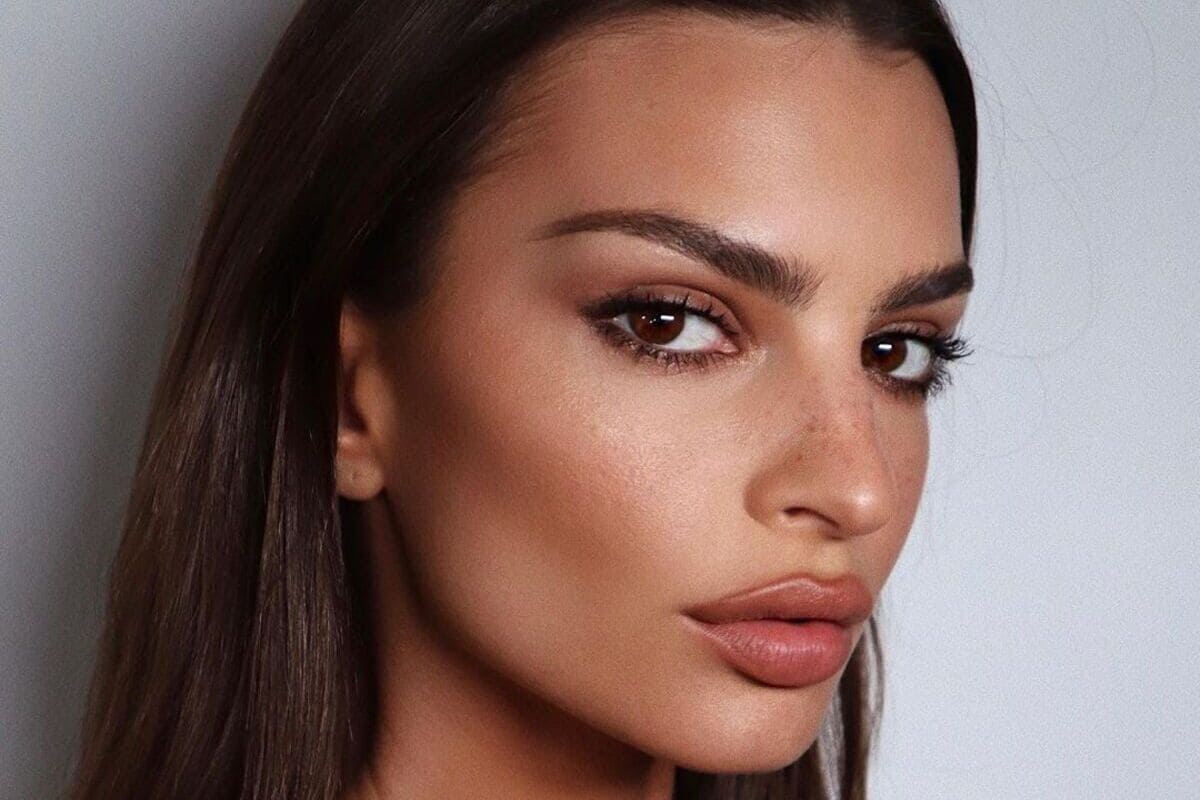 Tendenza Beauty Overlining 2022