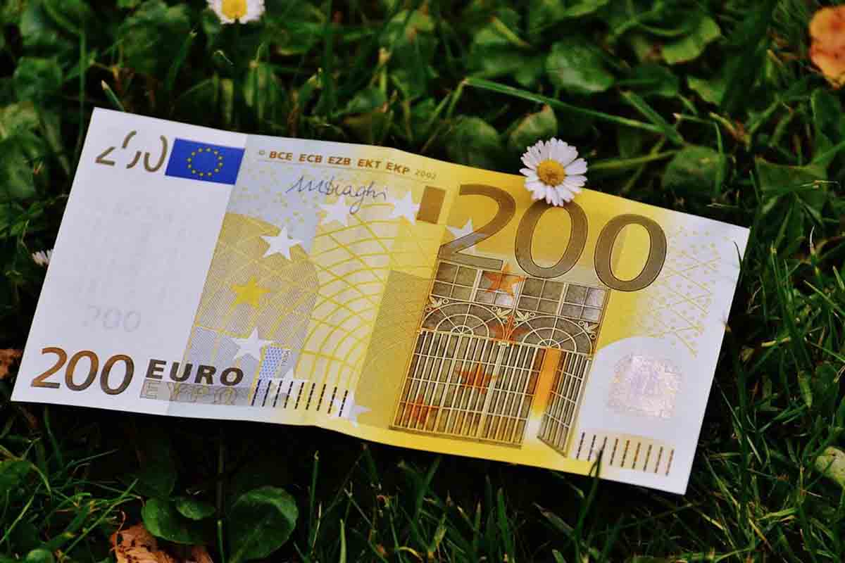 banconota 200 euro