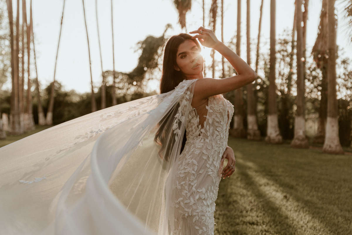 Modella con abito da sposa