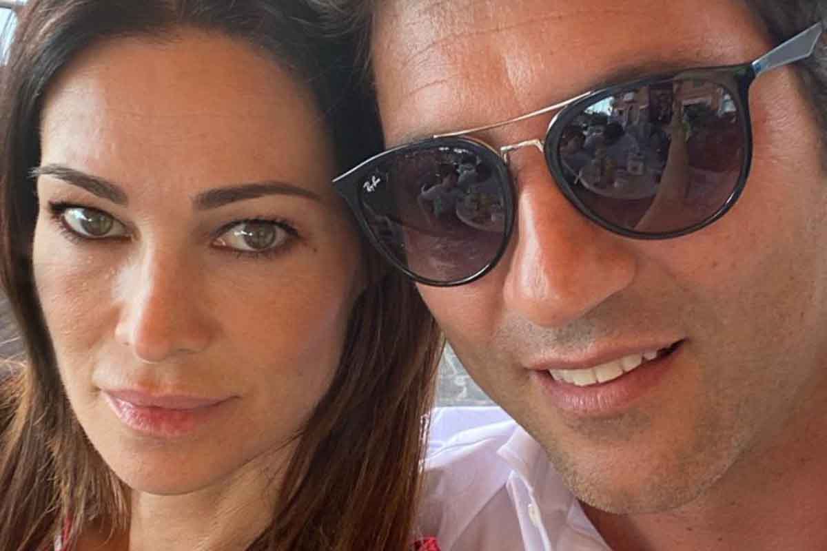 Manuela Arcuri sposa Giovanni Di Gianfrancesco