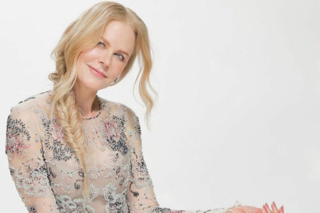 Nicole Kidman con treccia a spina di pesce laterale