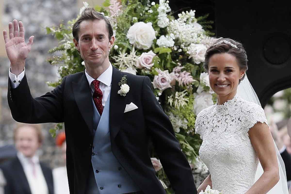 Pippa Middleton strappa lo scettro a Kate e diventerà Lady
