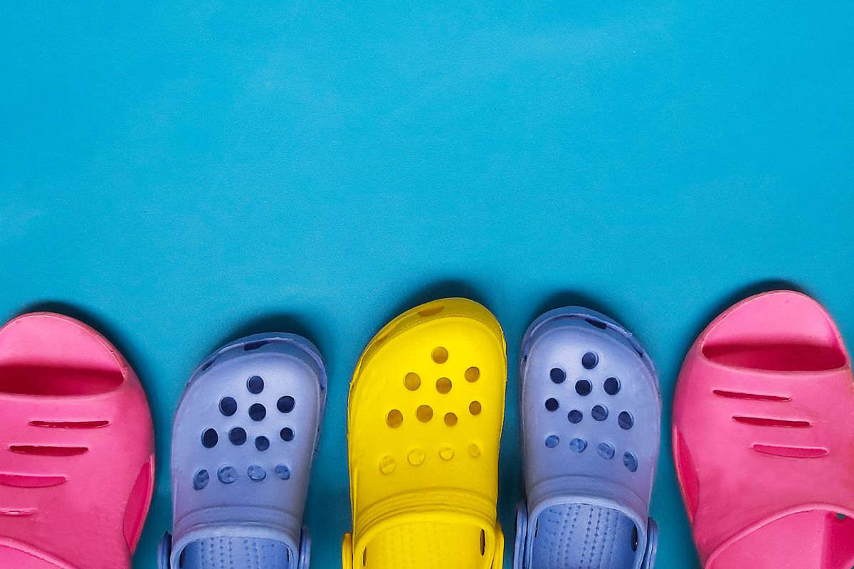 Crocs colorate