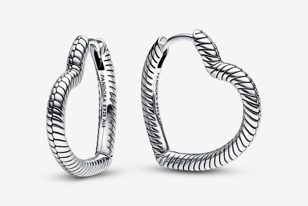 Orecchini a forma di cuore Pandora in argento - Nuova collezione Pandora