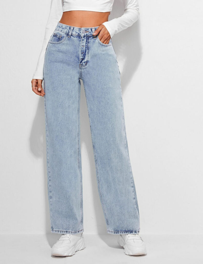 modello jeans tendenza autunno 2022