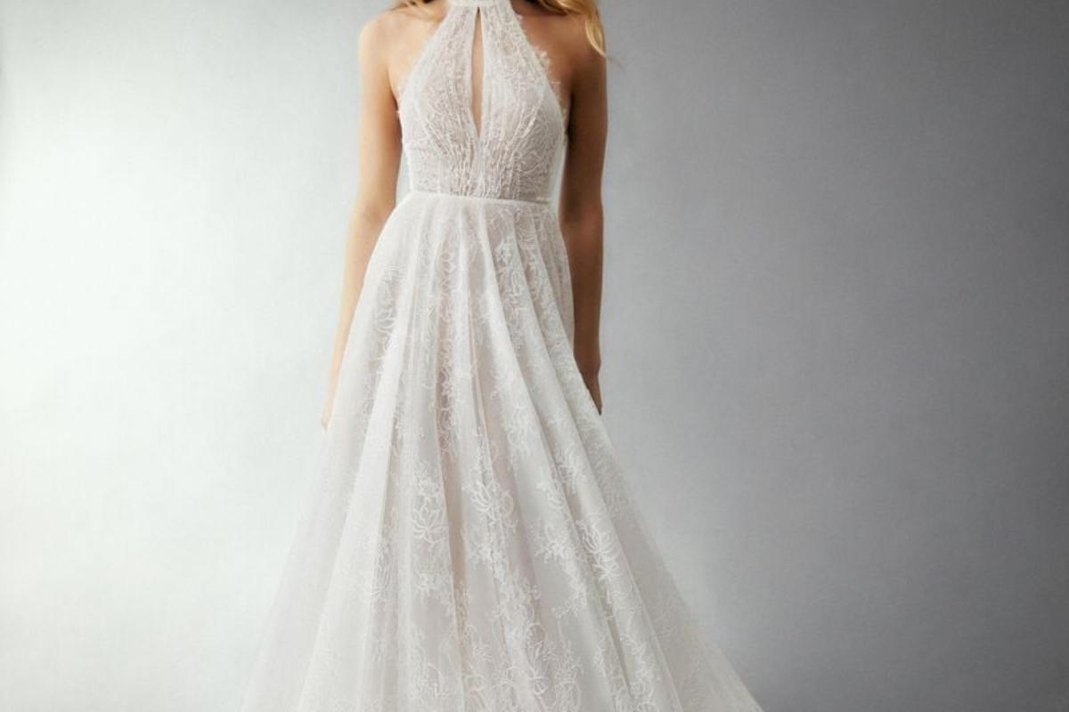 sposa melody, abito in pizzo