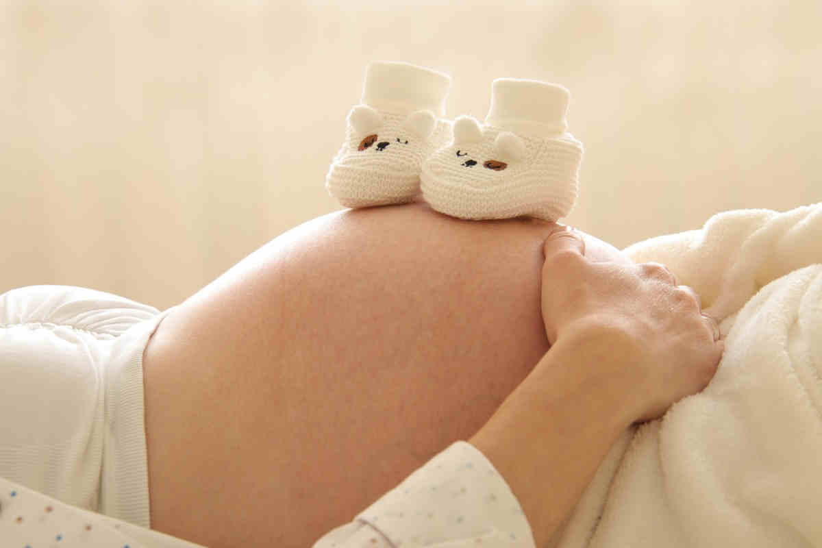 Maternità surrogata: cos’è, come funziona, come richiederla