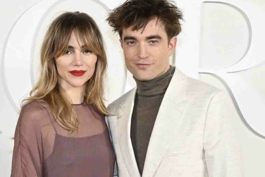 Suki Waterhouse e Robert Pattinson