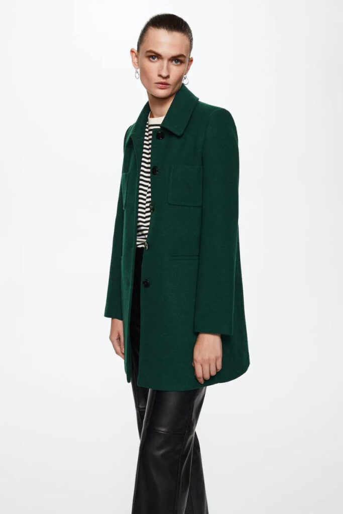 donna con cappotto basic verde scuro