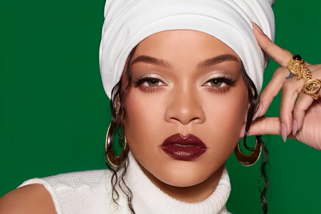 Rihanna con rossetto scuro
