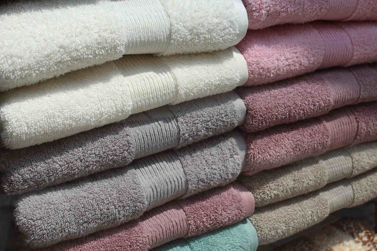Come riciclare asciugamani vecchi e dare loro nuova vita