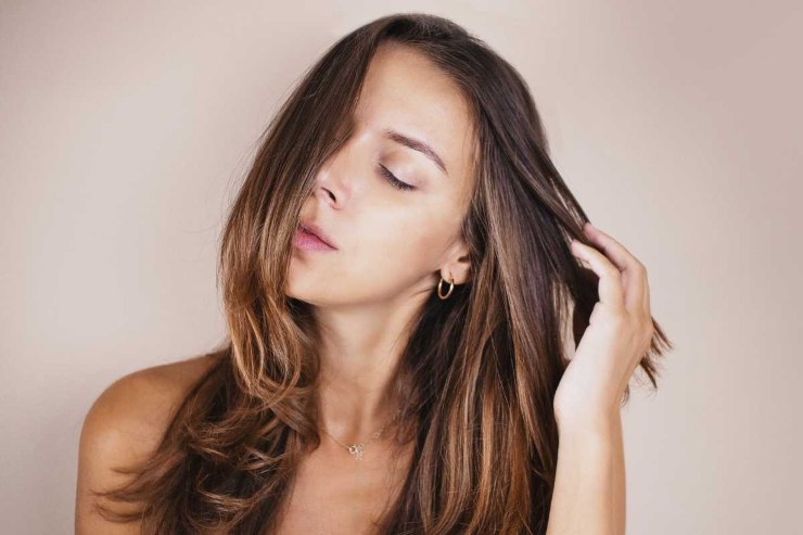 Come fare il contouring ai capelli