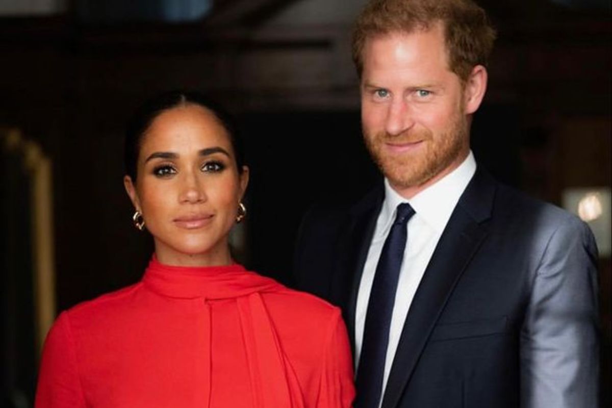 Harry e Meghan stanno perdendo sempre più privilegi. Con questa manovra la loro incolumità è a rischio