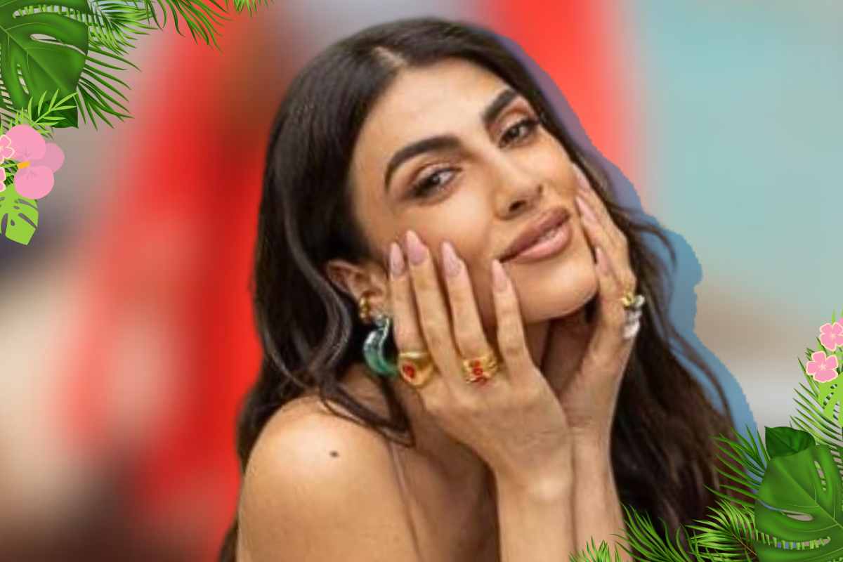 Giulia Salemi “da Miami a Cannes” con l’outfit che apre le porte all’estate: colori stupendi