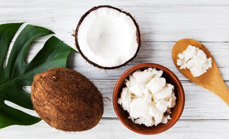 Olio di cocco, modi per utilizzarlo come rimedio di bellezza