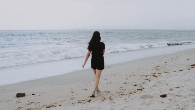 i benefici della camminata meditativa