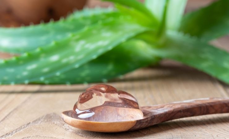 Come preparare il contorno occhi fatto in casa