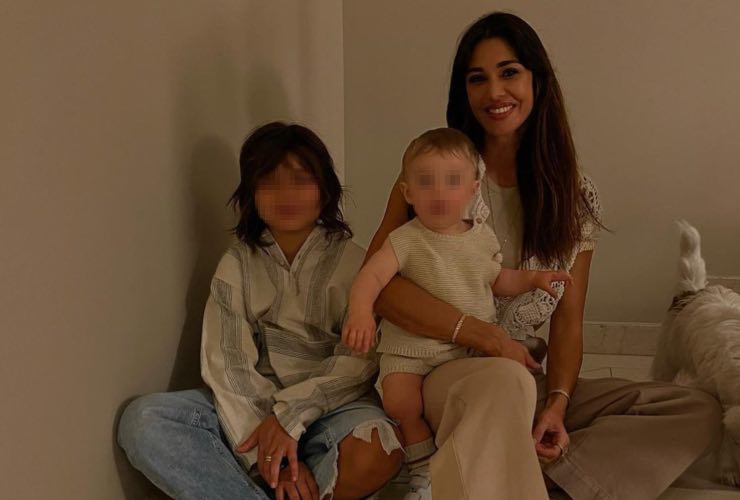 Belen Rodriguez insieme ai figli figli