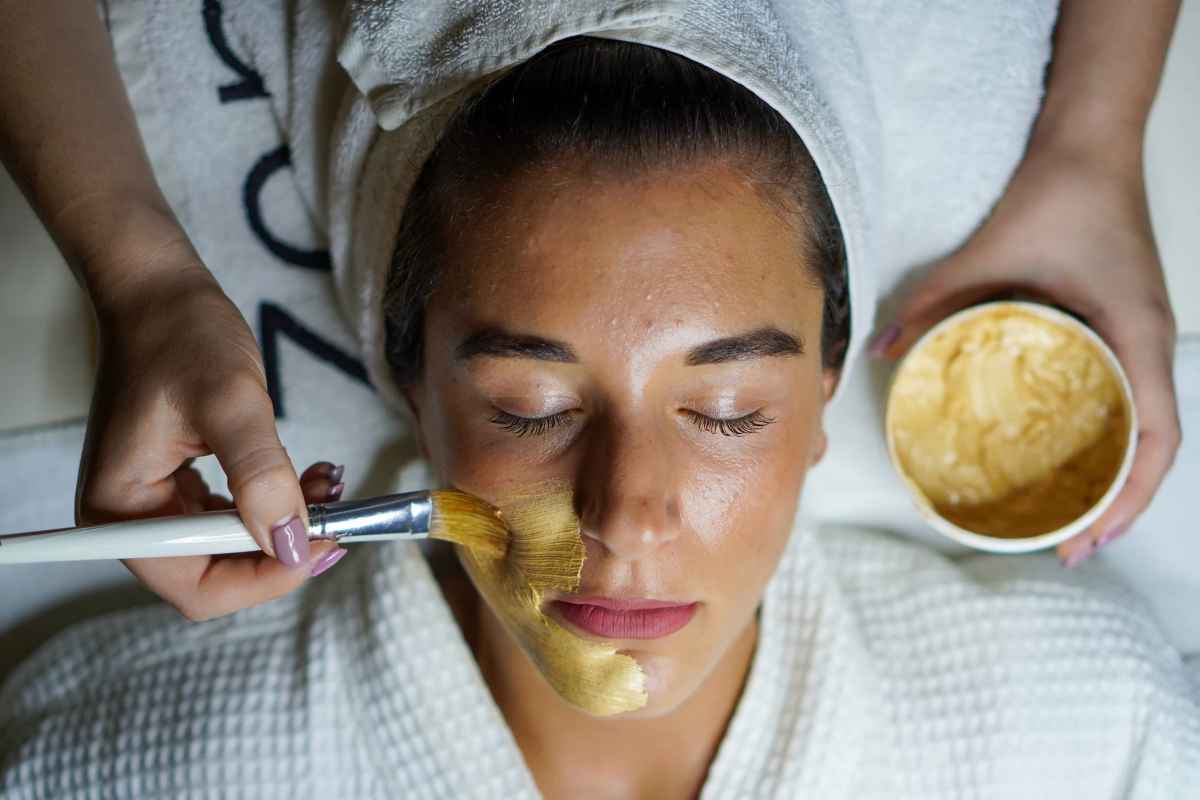 Maschera illuminante alla carota: gli ingredienti da avere in casa
