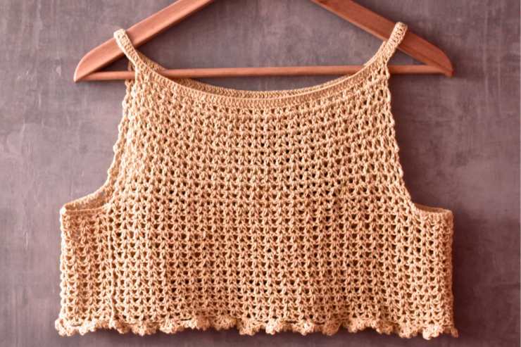 top in crochet