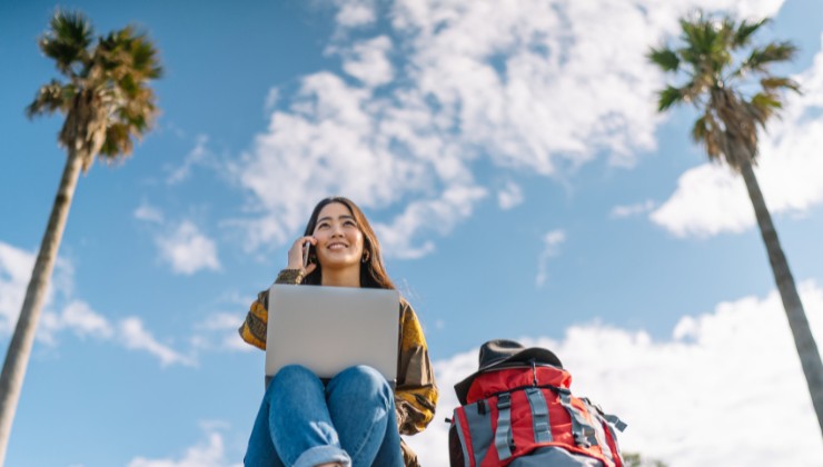 Donne che viaggiano da sole