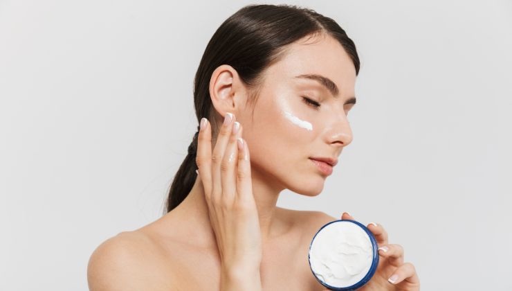 Skin care, come cambia in base all'età