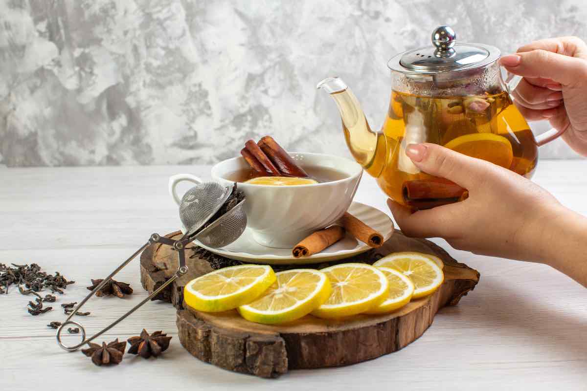 Tisane detox fatte in casa: dopo averle provate non ne potrai più fare a meno